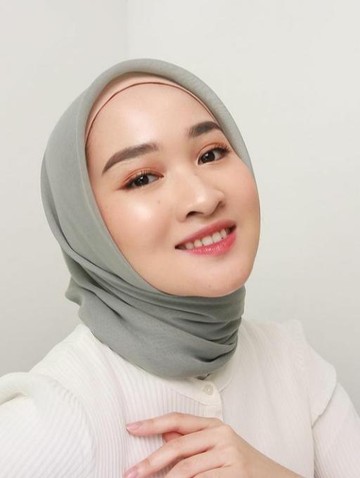 img-title 8 Inspirasi Makeup Flawless untuk Buka Puasa ala Beauty Influencer
