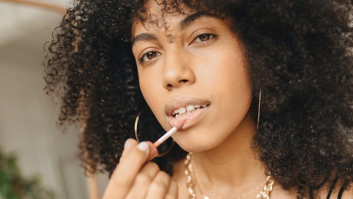 Cara Mengatasi Bibir Kering Saat Puasa Ramadan, Bikin Lembap dan Tidak Pecah-pecah