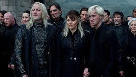 Duka 'Lucius' dan 'Draco' Melepas 'Narcissa Malfoy'