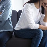 Merasa Dijauhi Oleh Orang Sekitar? Mungkin Kamu Melakukan Hal Ini