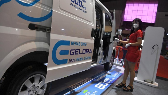 Kemenko Marves mengungkap sebagian produsen yang mendirikan pabrik mobil listrik tahun depan di Indonesia menjadikannya pusat ekspor setir kanan. 
