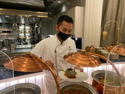 Sore Ini Bisa Berbuka dengan Nasi Tutug Oncom dan Pepes Salmon