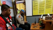VIDEO: Bawa Amunisi ke Intan Jaya, Oknum Polisi Ditangkap