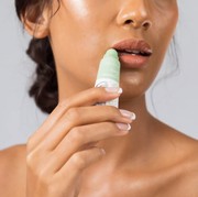 Bibir Tetap Lembap dan Sehat Saat Puasa dengan Lip Balm Berikut