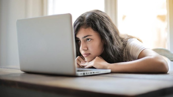Kiat Jitu Atasi Cabin Fever, Kondisi Penuh Perasaan Negatif di Tengah Pandemi Kiat Jitu Atasi Cabin Fever, Kondisi Penuh Perasaan Negatif di Tengah Pandemi