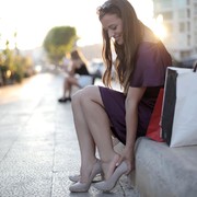 5 Cara Efektif Kurangi Lecet dan Sakit Pakai High Heels