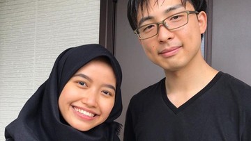 KISAH CINTA HIRO LIA&nbsp;BERSEMI DI KOMUNITAS SOSIAL