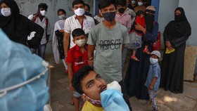 DPR Kritik Imigrasi soal 135 WN India Masuk Indonesia