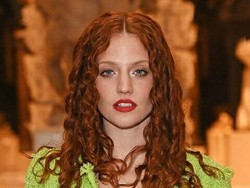 Lirik Lagu Hold My Hand - Jess Glynne yang Viral di TikTok