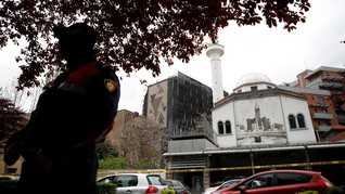 FOTO: Waspada Usai Penusukan di Masjid Albania