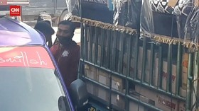VIDEO: Viral Oknum Polisi Jadi Calo Tiket Di Pelabuhan