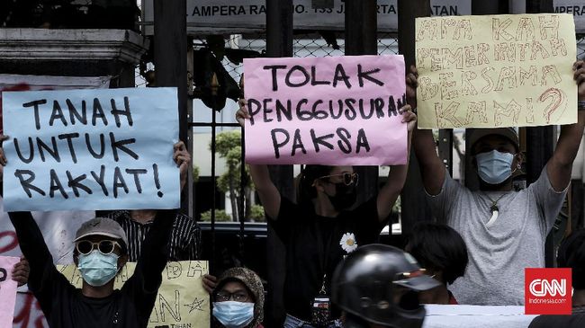 Konflik ekonomi muncul akibat perebutan sumber ekonomi yang jumlahnya terbatas. Berikut contoh konflik ekonomi di masyarakat.