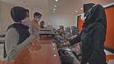 FOTO: Perempuan Indonesia Berkebaya Sambut Hari Kartini Menyambut Hari Kartini, perempuan Indonesia dari berbagai lini dan bidang pekerjaan mengenakan kebaya.