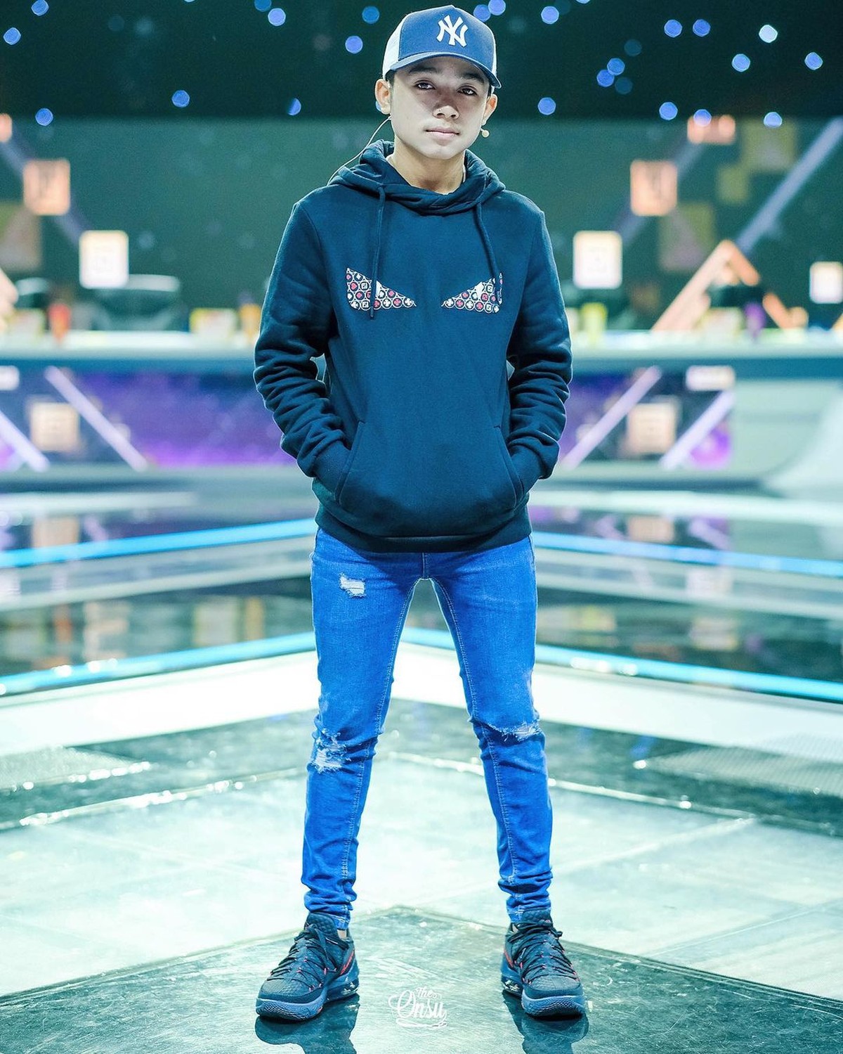 Betrand Peto semakin sukses berkarier dan tampilannya semakin hari semakin kece&period; Kita intip yuk penampilan kecenya&comma; Betrand&excl;