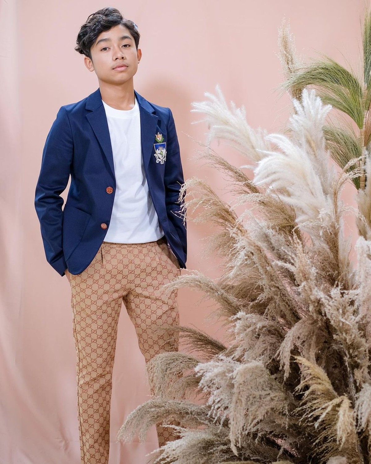 Betrand Peto semakin sukses berkarier dan tampilannya semakin hari semakin kece&period; Kita intip yuk penampilan kecenya&comma; Betrand&excl;