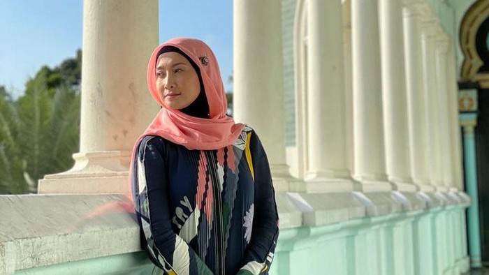 Desy Ratnasari
