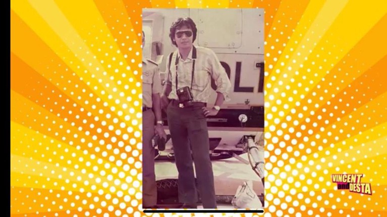 Pada tayangan terbaru konten YouTube kanal Vincent dan Desta menampilkan foto-foto lawas keluarga Desta. Yuk kita intip!
