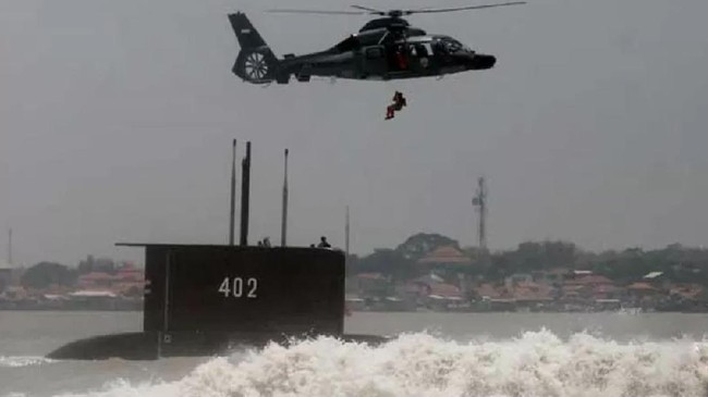 KRI Nanggala-402 hilang kontak di Perairan Bali. Berikut rangkaian fakta terkait insiden mulai dari dugaan awal, jumlah awak hingga analisis sementara TNI AL.