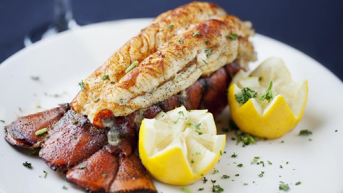 Large lobster tail served with white wine. You might also be interested in these: