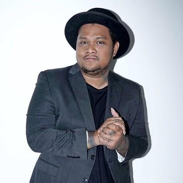 Lirik Lagu Orang Yang Sama (OST Aku Dan Mesin Waktu) - Virgoun