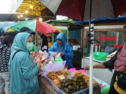 Berburu Takjil Enak di Pamulang, di Sini Tempatnya