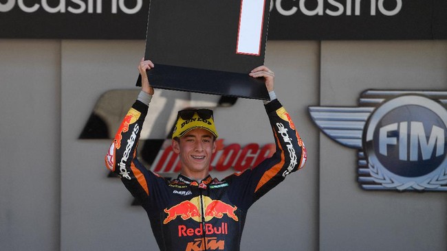 Marc Marquez mengungkap nama calon rival yang akan bersaing dengannya di MotoGP 2023.
