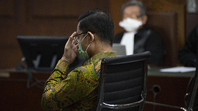 Pada sidang di Pengadilan Tipikor, salah satu saksi yakni Direktur di Kemensos mengakui sempat meminta staf honorer menghapus data terkait bansos Covid-19.