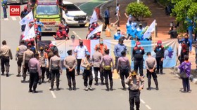 VIDEO: Buruh Harap Hakim Batalkan UU Cipta Kerja Melalui Uji
