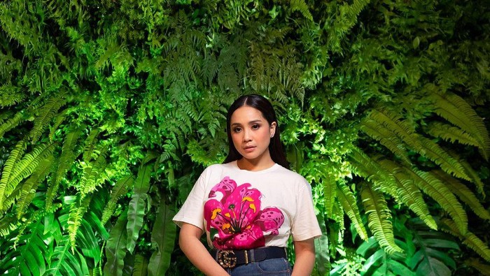 Viral Harga Skincare Nagita Slavina yang Bikin Glowing!