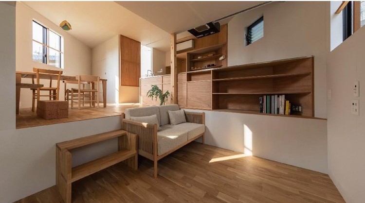 Rumah minimalis begitu menarik untuk dijadikan hunian favorit. Bila Bunda ingin membangunnya, kenali dulu karakteristik konsep idaman kaum millenial ini.
