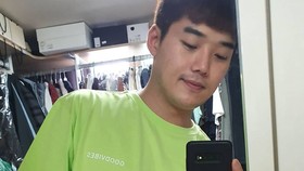Aktor Kwon Hyuk-soo Positif Covid-19, Agensi Minta Maaf