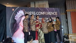 Pamerkan 4 Gaun, Ayu Maulida Putri Siap Melaju ke Miss Universe