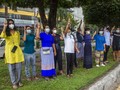 Aksi Biru Rakyat Myanmar Desak Junta Militer Bebaskan Tahanan