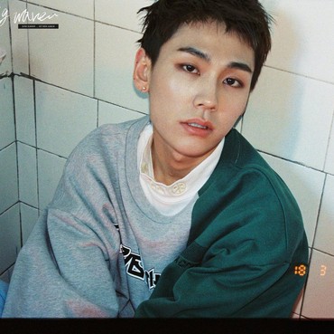 Ilhoon Eks BTOB Nangis Minta Keringanan Hukuman Atas Kasus Ganja