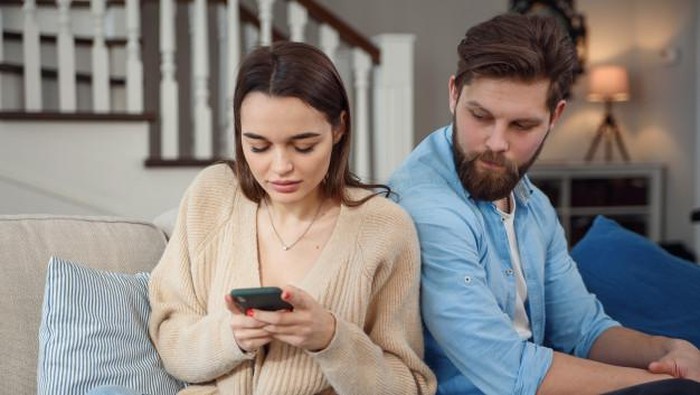 Jangan Mudah Percaya! Ini 4 Tanda Seseorang Sedang Berbohong