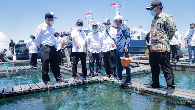 Menurut Menteri Trenggono, selain sumber daya alam yang berlimpah Natuna juga telah memiliki infrastruktur penunjang seperti SKPT di Selat Lampa.