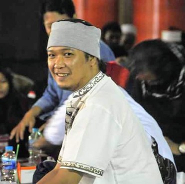 Noe Putra Cak Nun Sebut Perbedaan antara Percaya & Bersaksi dengan Tuhan