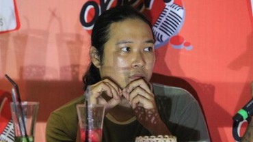 img-title Ucap Syahadat dan Kembali ke Islam, Noe Putra Cak Nun: Saya Belum Islam Kalau...