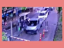 Pemobil di Makassar Pukul Penjaga Loket Parkir Gegara Ditagih Rp 4.000