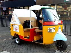 Menjajal Piaggio Ape City, Si Motor Roda Tiga Mirip Bajaj Seharga Rp 75 Juta