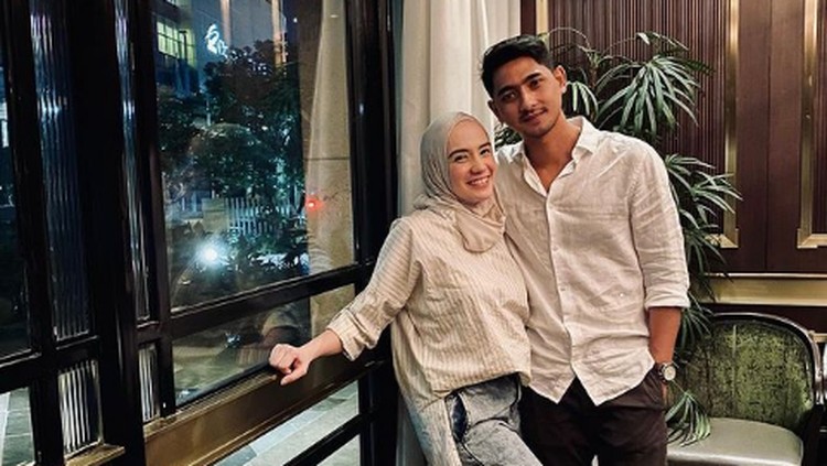Putri Anne, Istri Arya Saloka Putri Anne, Istri Arya Saloka
