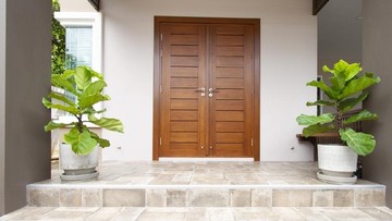 PINTU RUMAH MINIMALIS MODEL KACA &amp; MENYATU DENGAN JENDELA