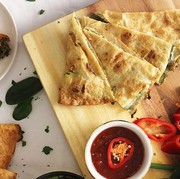 4 Makanan Khas Buka Puasa dari Berbagai Negara, Ada yang Mirip Martabak Asin!