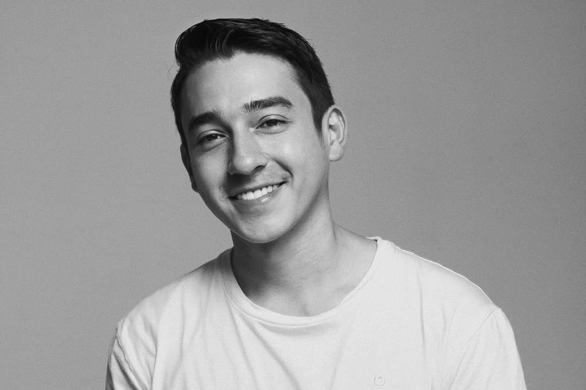 Perceraian Aliff Alli dan Aska Ongi sampai kini belum diputuskan&comma; perseteruan mereka pun jadi semakin panas&period; Yuk kita intip potret Aliff Alli&excl;