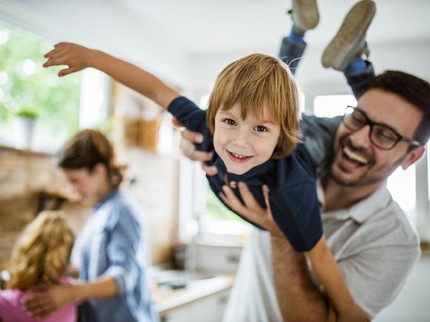 3 Tips Membentuk Karakter Si Kecil, Bisa Lewat Permainan Bun