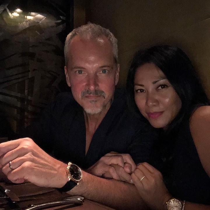 <p>Christian Kretschmar merupakan seorang fotografer yang fokus pada bidang pariwisata seperti hotel dan restoran. Kedekatan Anggun dan Christian sudah terjalin sejak 2015 silam, Bunda. (Foto: Instagram @anggun_cipta)</p>