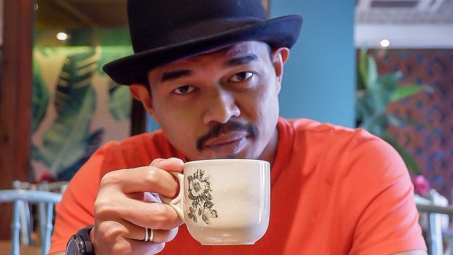 Bambang Pamungkas Ternyata Foodies, Hobi Masak dan Makan Enak