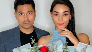 img-title Erick Iskandar Pamer Kehamilan Sang Tunangan, Perut Besar Jadi Sorotan