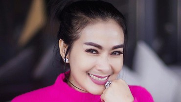 img-title Sempat Takut Diselingkuhi, Iis Pernah Nekat Susul Suami ke Luar Kota