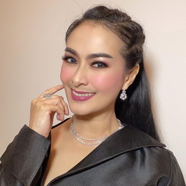 Iis Dahlia Buka Suara soal Tudingan Hamil di Luar Nikah